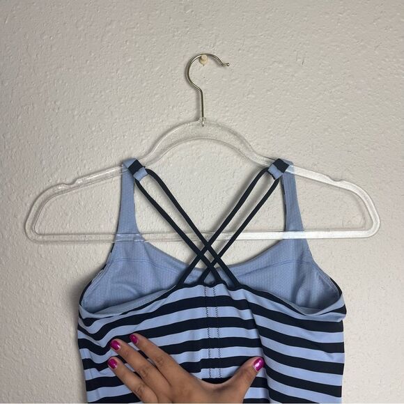 Lululemon Free To Be Tank Size 6 - Picture 5 of 7